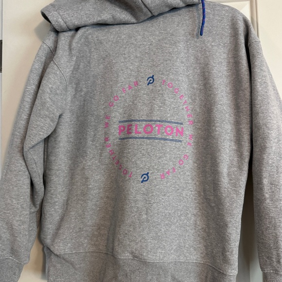 Peloton zip hoodie. Excellent condition, lightly worn. Size small. - Picture 2 of 3